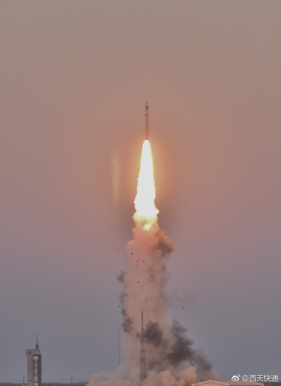 Udany debiut chińskiej rakiety Kaituozhe-2.jpg