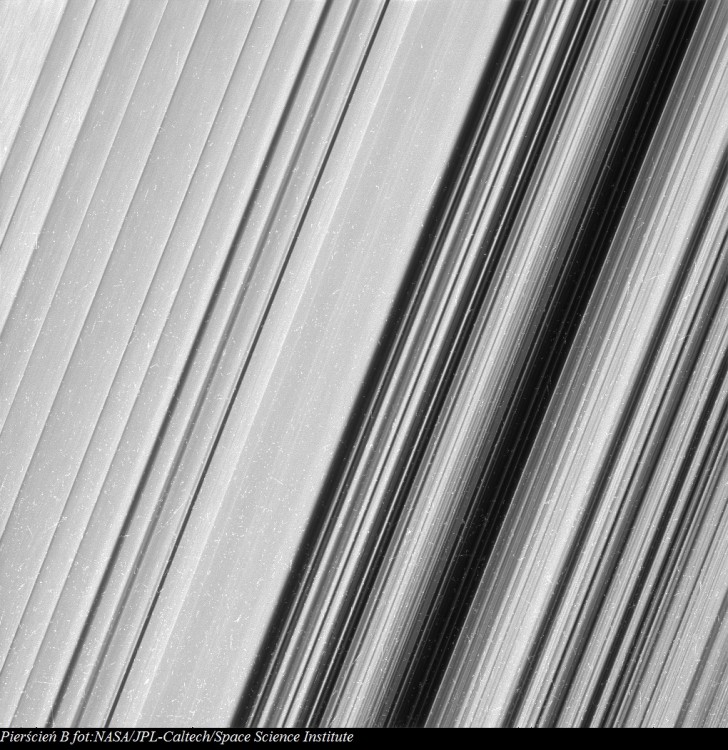 Misja Cassini zobacz pierscienie Saturna w niesamowitym zblizeniu4.jpg