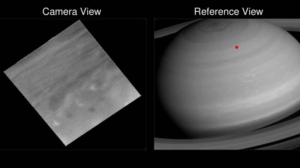 Nowy film przedstawiający pierwszy przelot sondy Cassini między pierścieniami a Saturnem3.jpg