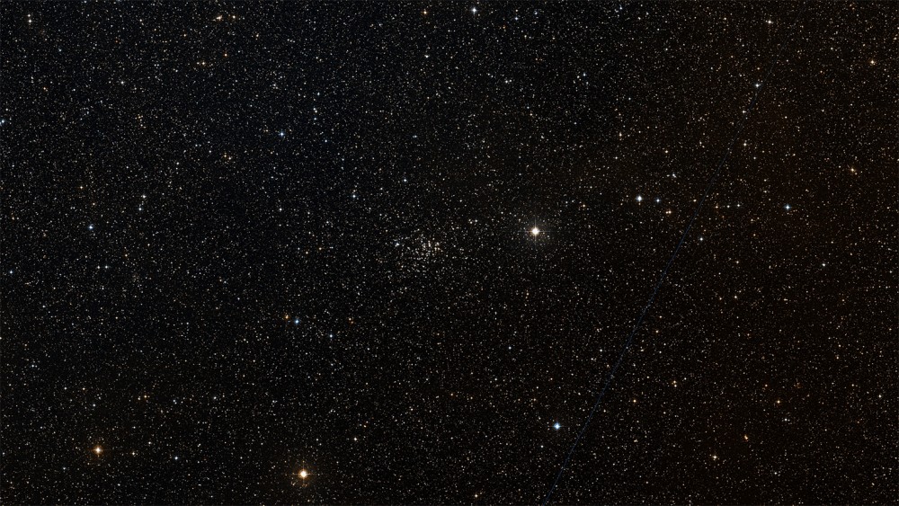 NGC2360_Aladin.thumb.jpg.ae276bebf6a73f5e788abd04f419d30b.jpg