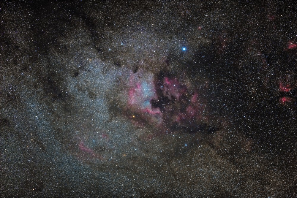 NGC7000_135mm_FF_s2.thumb.jpg.9f327bae6494743b1e421c485341f2f9.jpg