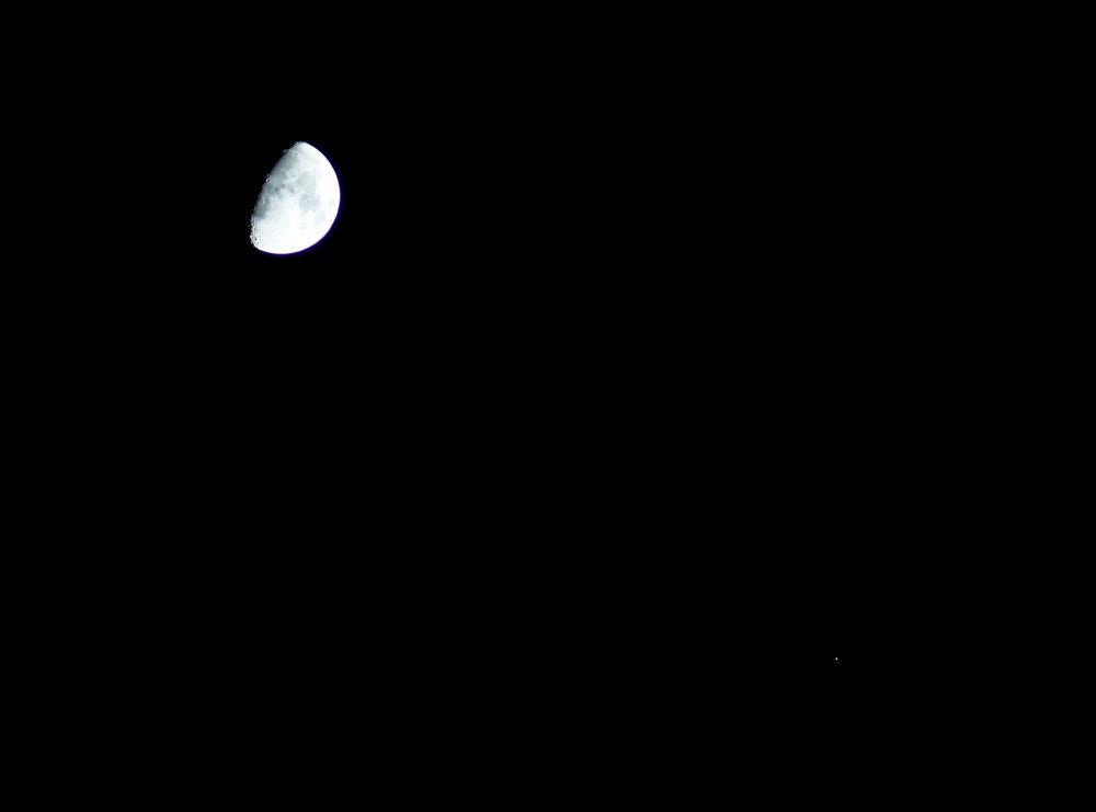 Koniunkcja Moon and Mars 18.10.18.JPG