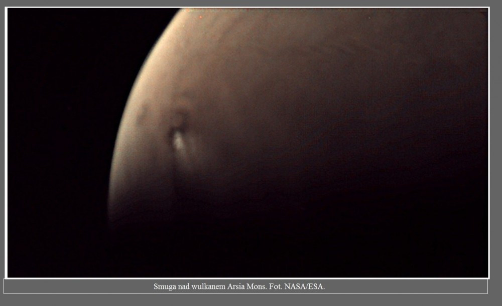 Smuga nad wulkanem Arsia Mons na Marsie wciąż się powiększa3.jpg