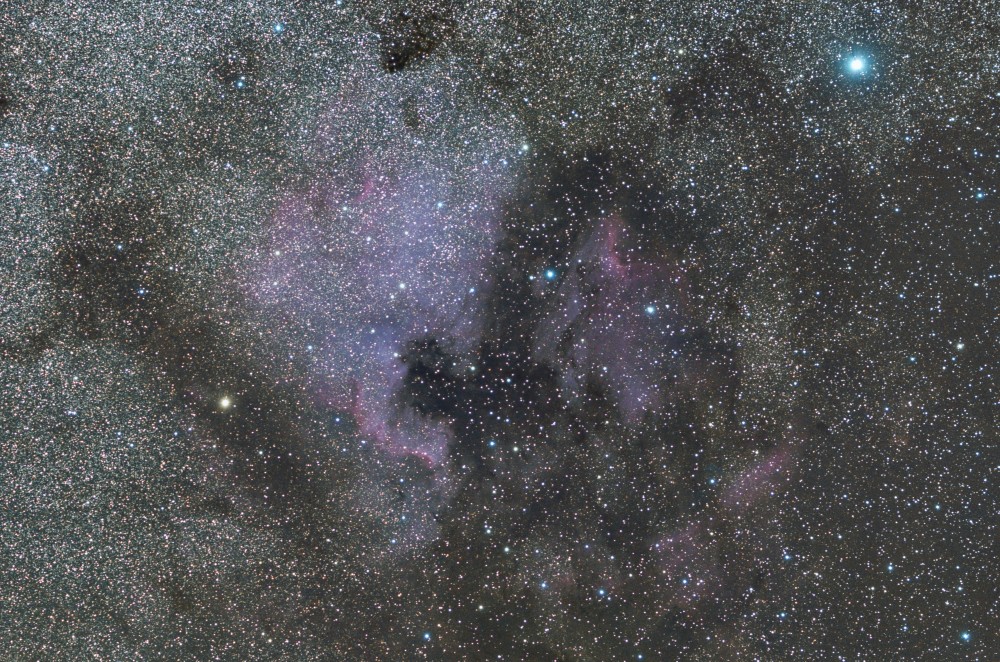 NGC7000final.thumb.jpg.d82f8b88a0fec3956cfb4a2dfb75c2a2.jpg