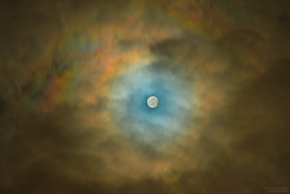 2020-01-10_Penumbral-Lunar-Eclipse_web.jpg