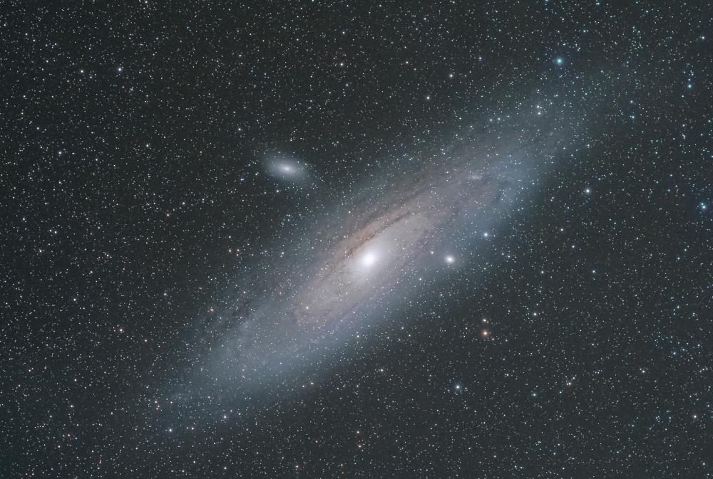 Andromeda_Stack_surowy2.thumb.jpg.a5fc599013195e6b5be4fba1967d54fe.jpg