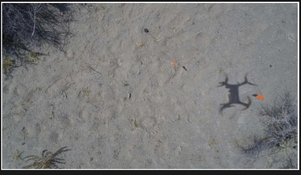 Flota autonomicznych dronów poszukuje ukrytych meteorytów2.jpg