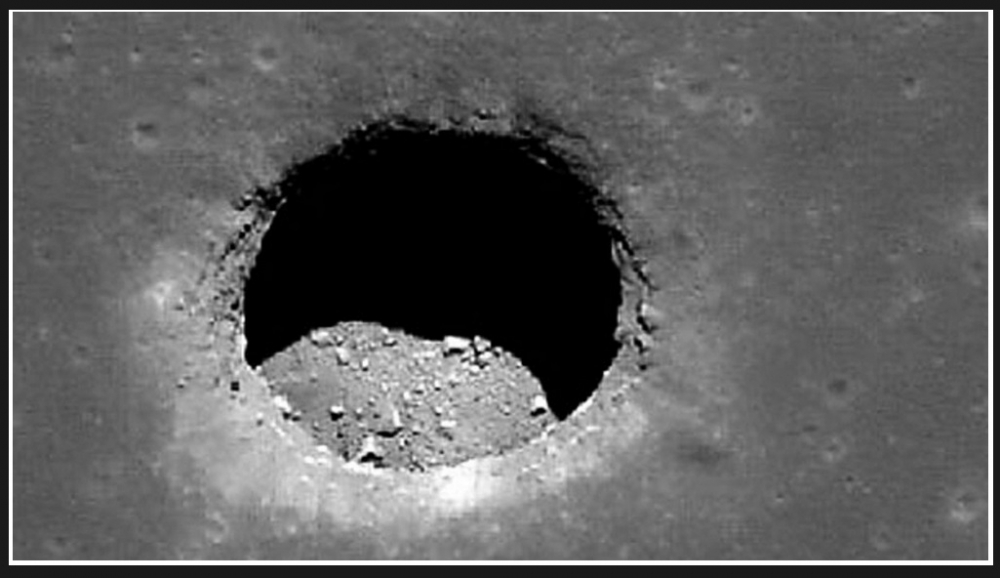 UE poszuka gigantycznych jaskiń na Księżycu, w których powstaną bazy2.jpg