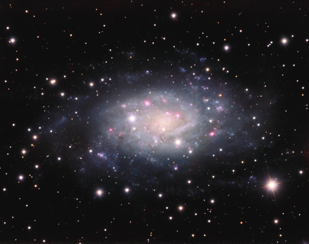 NGC2403-L  LEPSZE KONIEC2 rc denoise.jpg